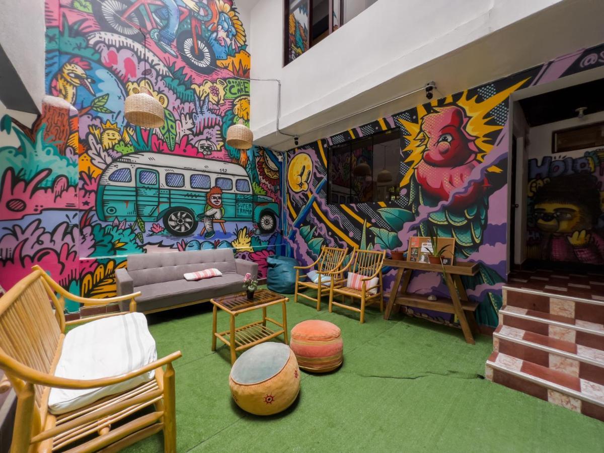 Supertramp Hostel Machupicchu Bagian luar foto